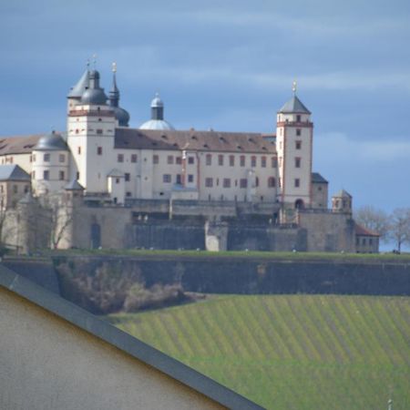 Avenzio Lägenhet Würzburg Exteriör bild